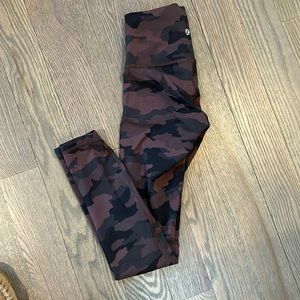 Lululemon Wunder Under Train Leggings